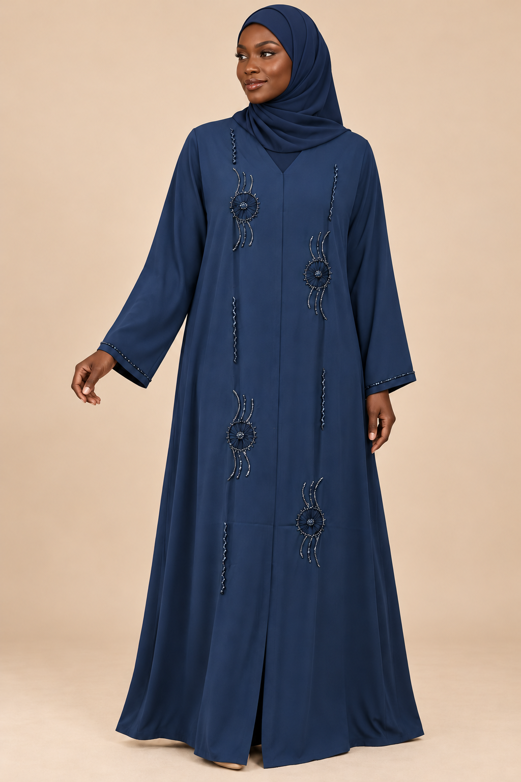Abaya Ondes — Bleu — vue portée de face, broderies et manches visibles